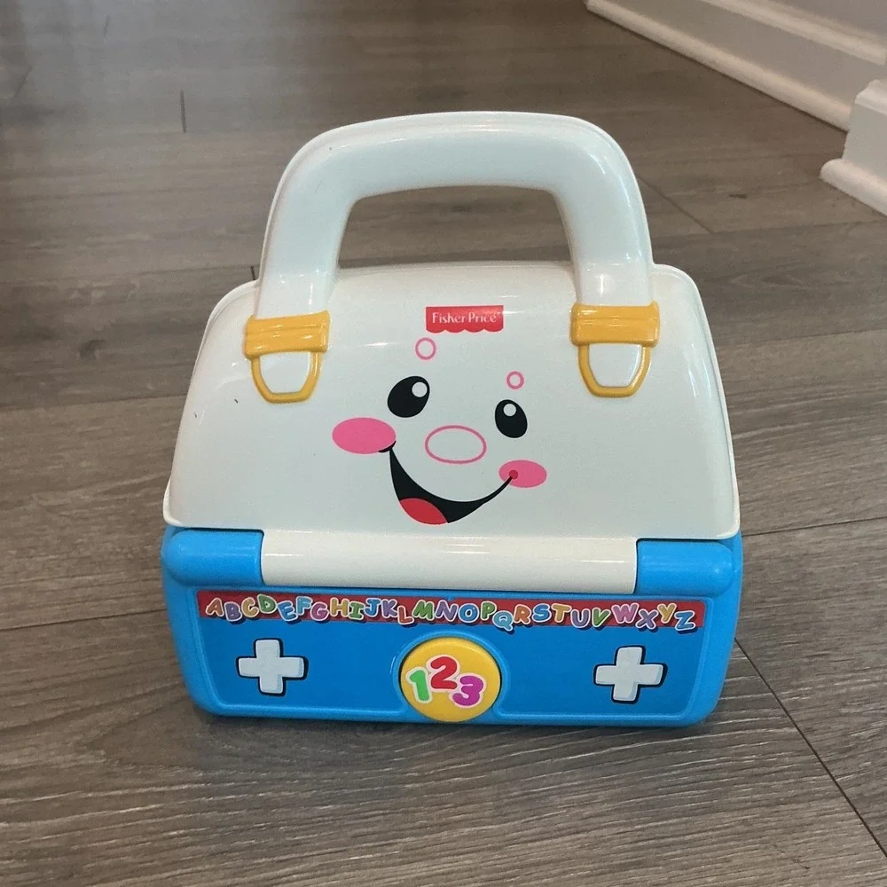 Fisher Price Plastic Laugh & Learn Sing-a-Song Med Kit Medical Play Doctor Toy
